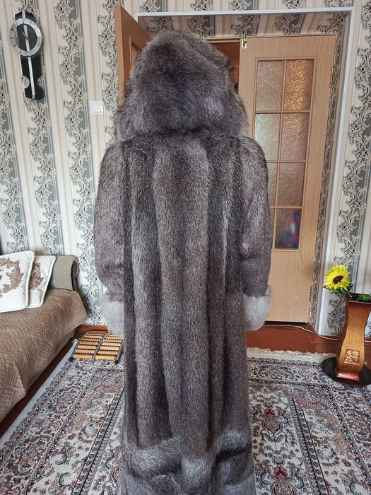 Продам шубу и пальто