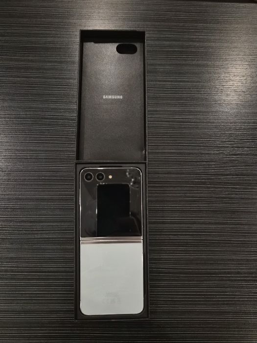 Samsung Z Flip 5 512 GB