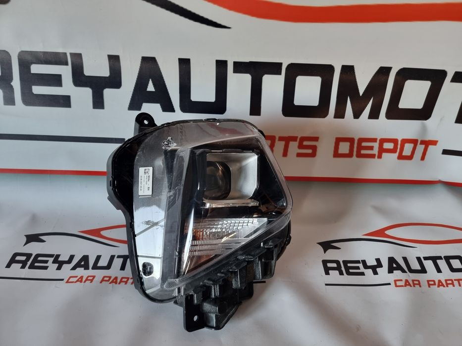 Far dreapta halogen led Hyundai Tucson dupa 2020 cod 92102-N7XXX