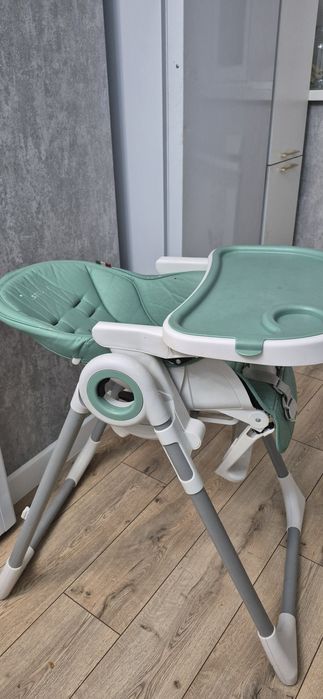Продам стульчик для кормления