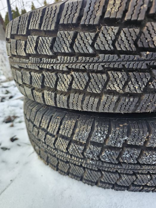 CAUCIUCURI 195/ 70/ 15C