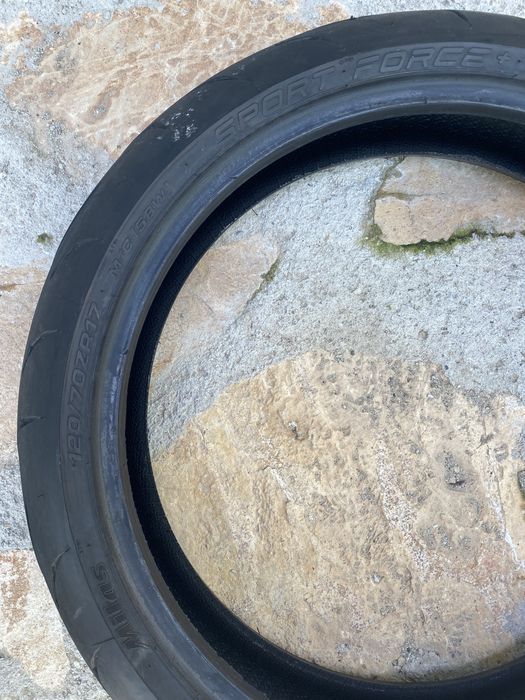 Комплект гуми за мотор