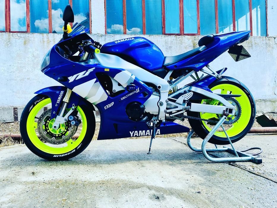 Yamaha YZF R1 1000cc