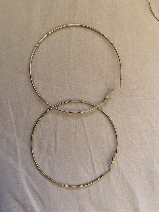 Различни видове обеци