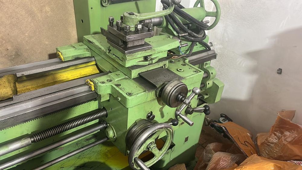 Токарный стонок бу