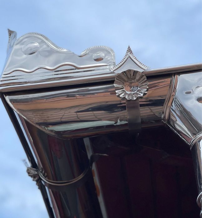 cos de fum horn la centrala sobe pe lemne tubulaturi la hota