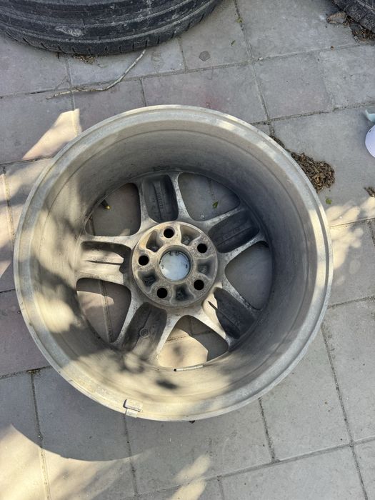Продам диски Тойота