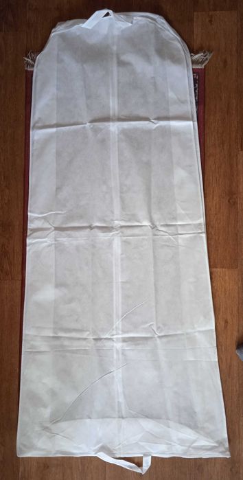 Чехлы для свадебных и вечерних платьев