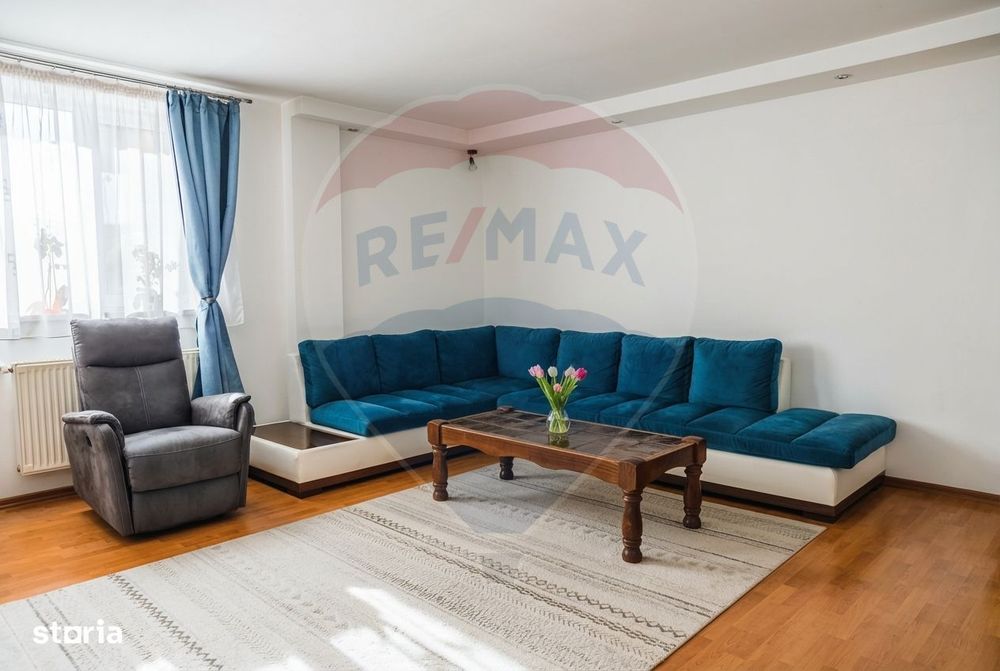 Proprietate rară – 1000 mp teren + 2 cladiri versatile