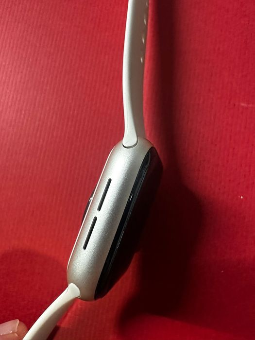 Ceas Apple SE 2024