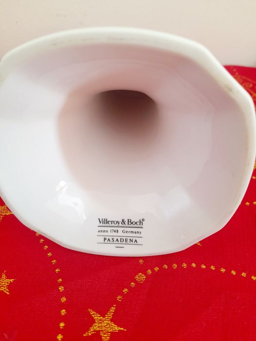 Свещникът Villeroy&Boch Pasadena