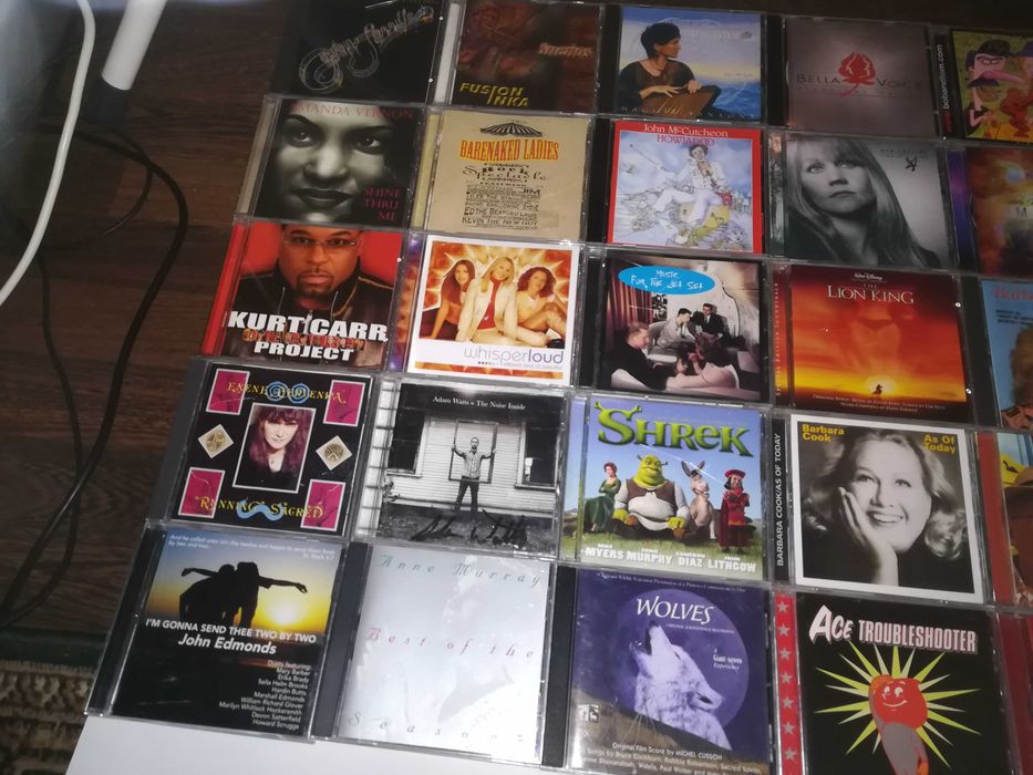 Cd de colectie  stare buna ,noi si sigilate