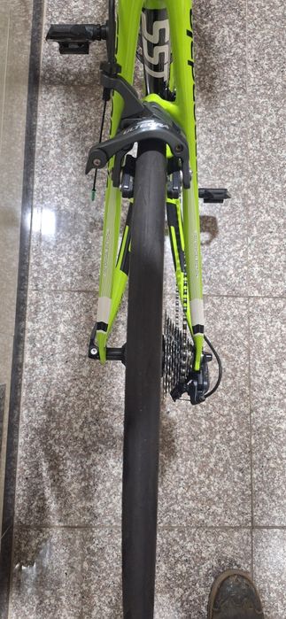 Продам карбоновый шоссейник Cannondale SuperSix Evo.