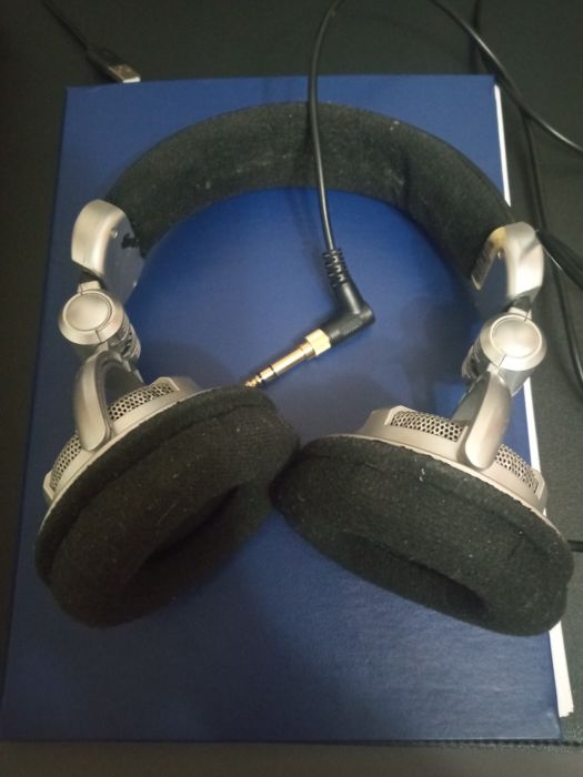 Наушники Behringer HPX2000