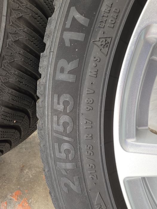 VW, Комплект 17" джанти Autec Valenti със зимни гуми Semperit 215/55 R17 (DOT 2023)
