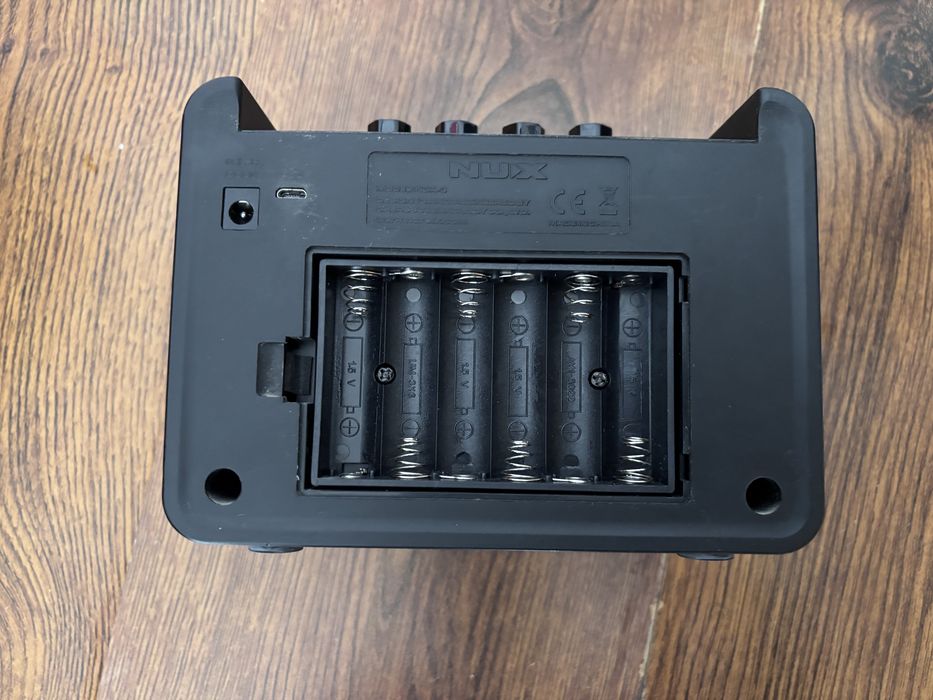 Mini amplificator Nux mighty lite bt