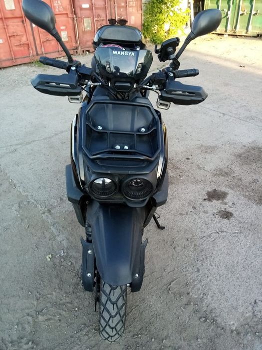Продам скутер Танк