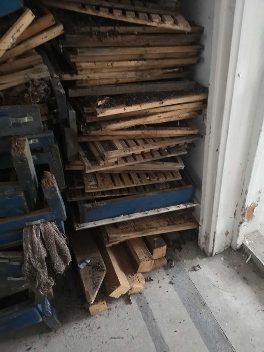 Продавам пчелни кошери