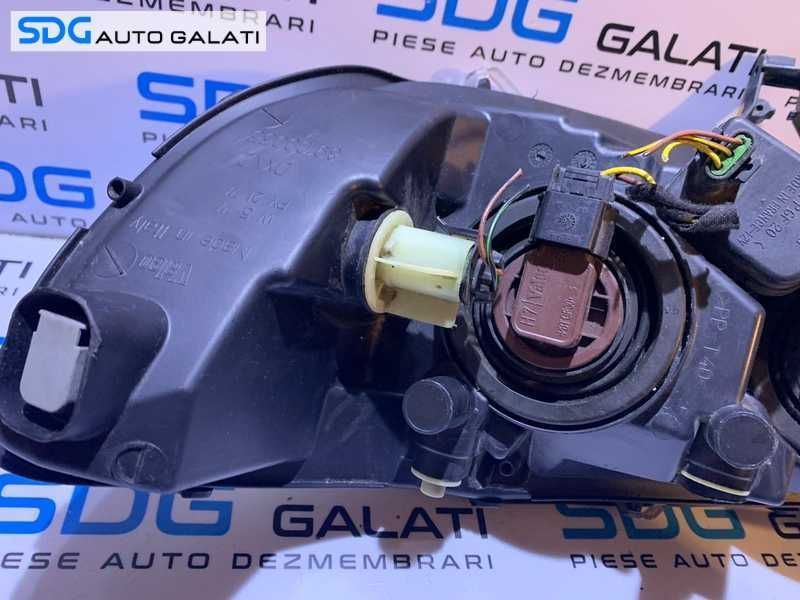 Far Dreapta VALEO Opel Zafira A 1999 - 2005 Cod 89100055