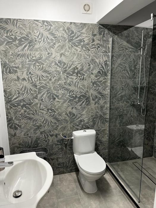 Inchiriez apartament cu 3 camere MODERN!