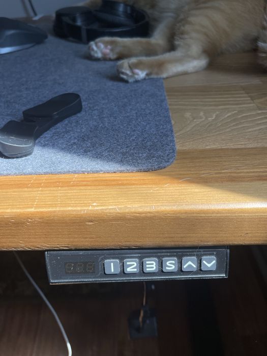 Писменный стол с механизмом