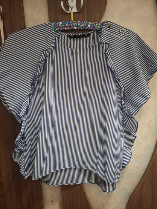 Блузе- ZARA- S-M
