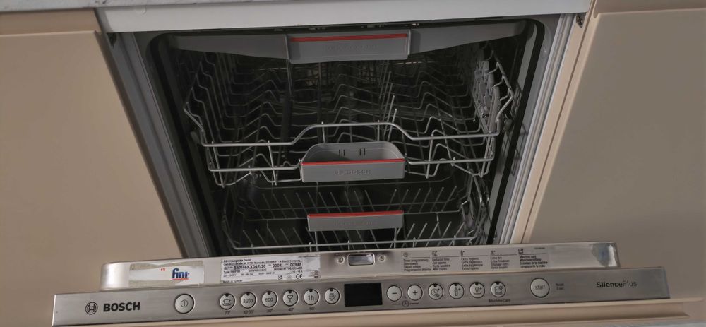 Mașina de spălat vase Bosh SMV46KX04E