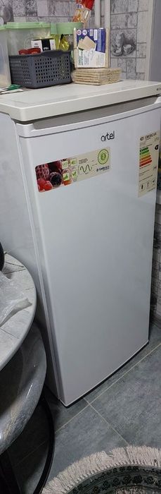 Продаётся холодильник Артель