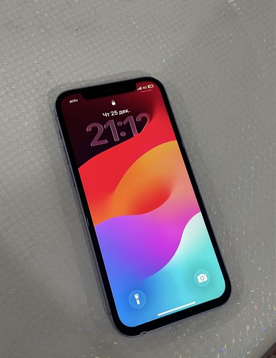 Продам телефон Айфон 12 128Gb
