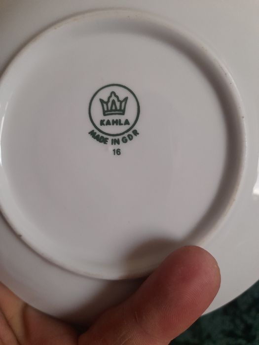 Большой красивый  чайный сервиз на 12 персон .,"КАHLA" , пр-ва ГДР