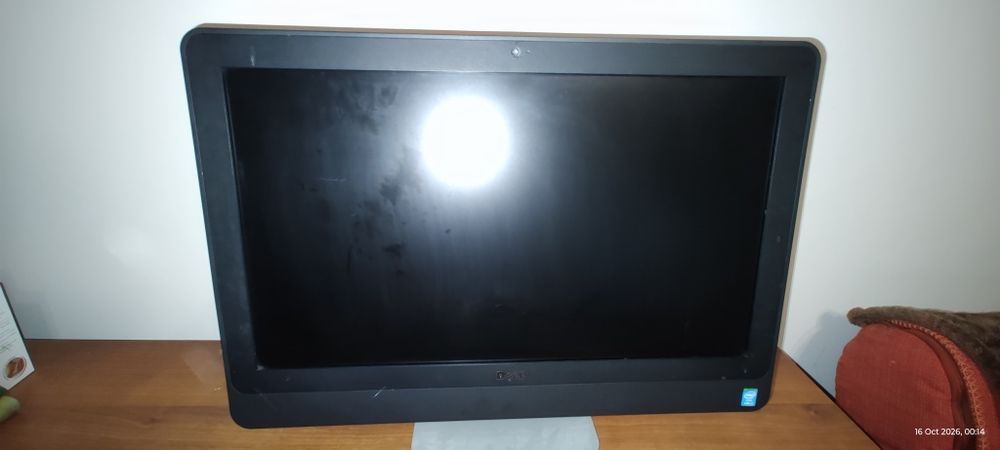 Продавам 2х Dell OptiPlex 9020 All-in-One (AIO)
