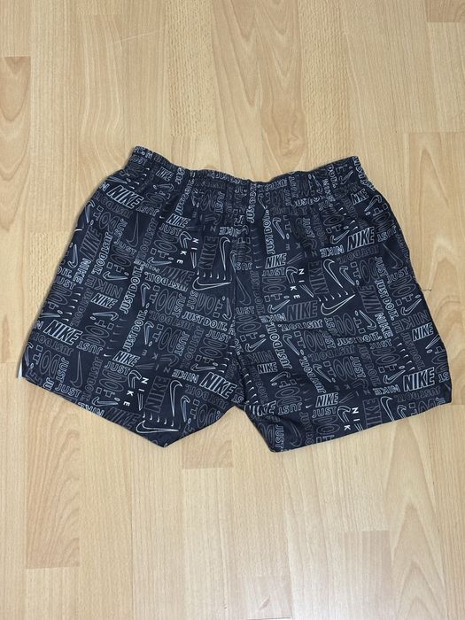 Pantaloni scurti NIKE