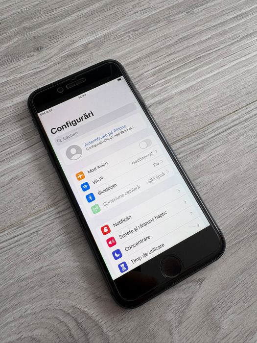 iPhone 8 Black / 64GB