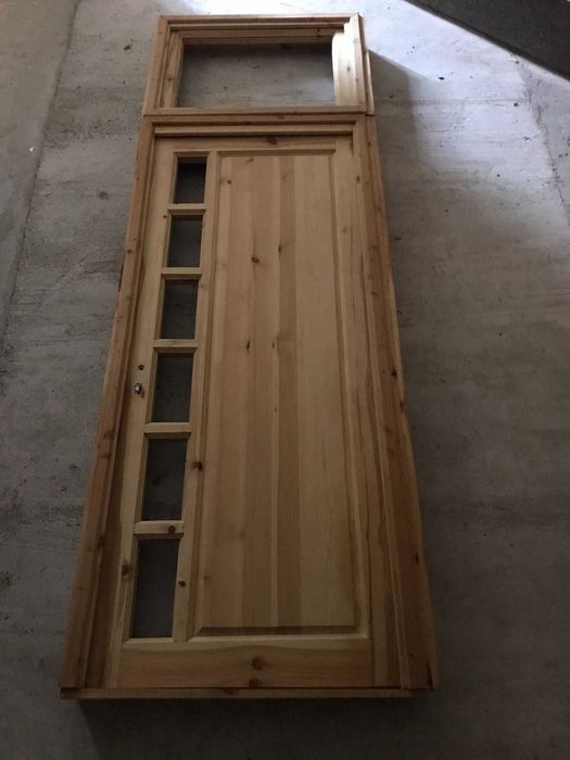 Дървени врати масив