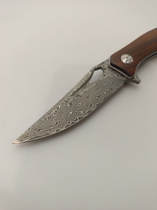 Сгъваем нож от дамаска стомана  VG10