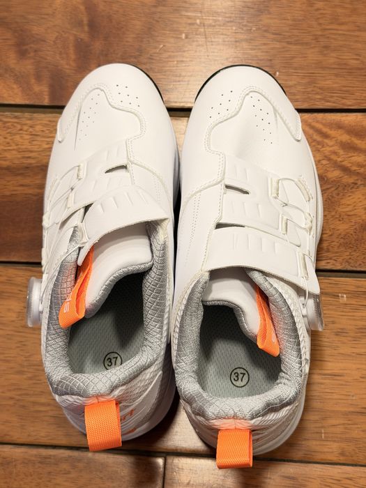 Кроссовки для гольфа