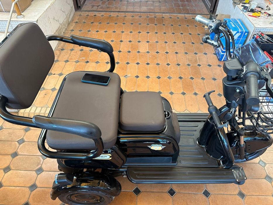 Elektro skuter dastafka bor