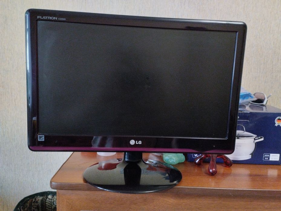 Продам  Монитор LG