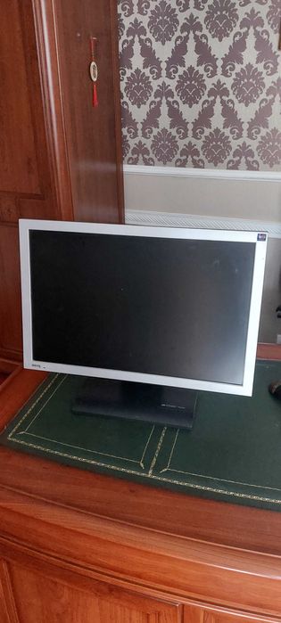 Монитор BenQ 22 диагональ