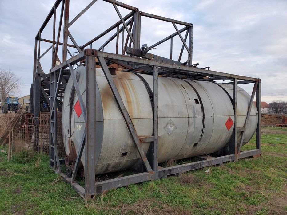 Vand container maritim 6m descoperit