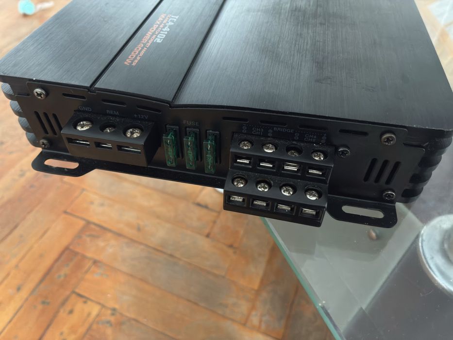 Thinder усилвател ТСА 4102