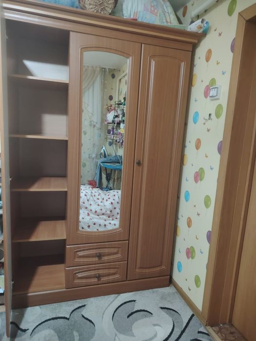 Продам шифонер б/у в отличном состояние