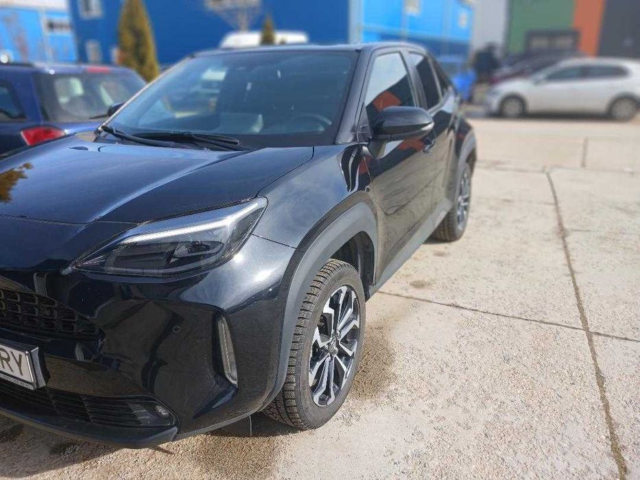 toyota yaris cross dynamic