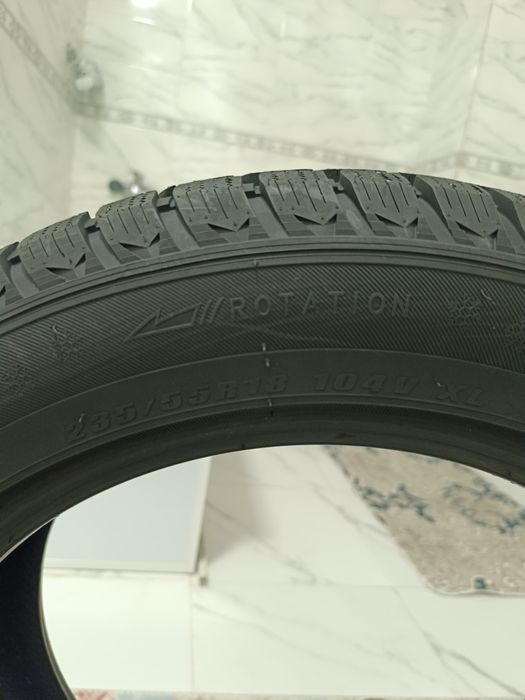 Зимние шины комплект