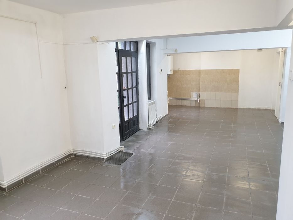 InchiriezSpatiu comercial st culturi 4/ 24  pret 500 euro sau 150000 e