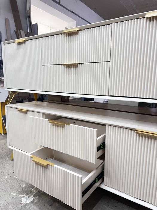 Тв тумба .  Достафка шахар ичида бепул