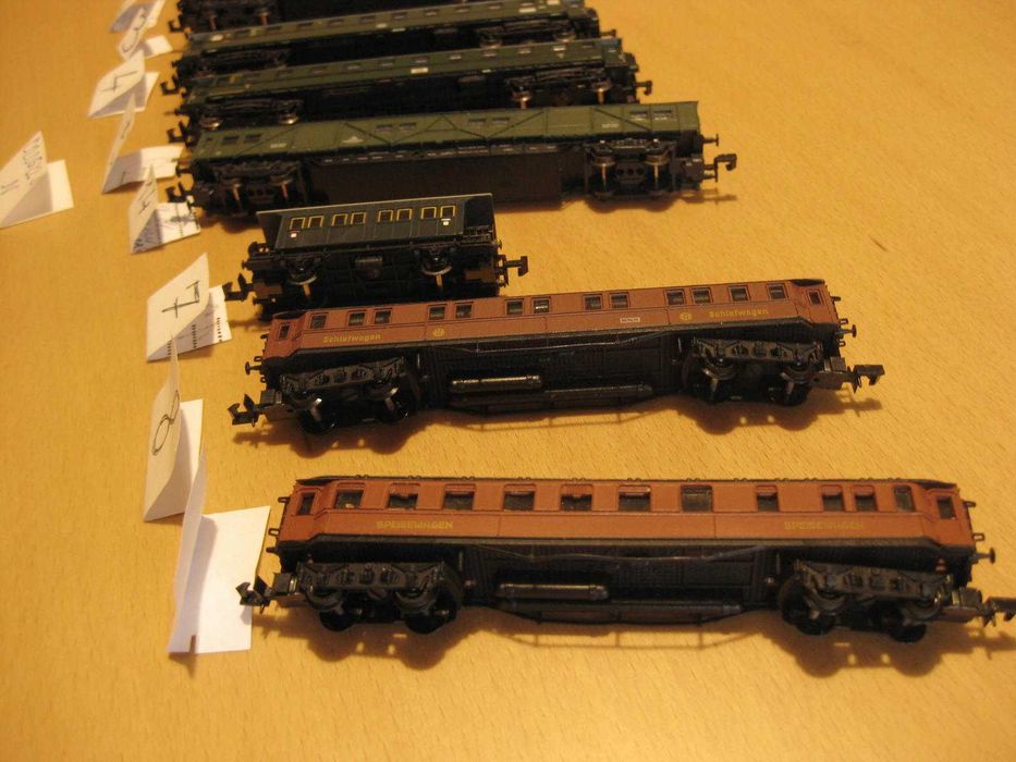 Влакче - Вагони в мащаб N  020522 A