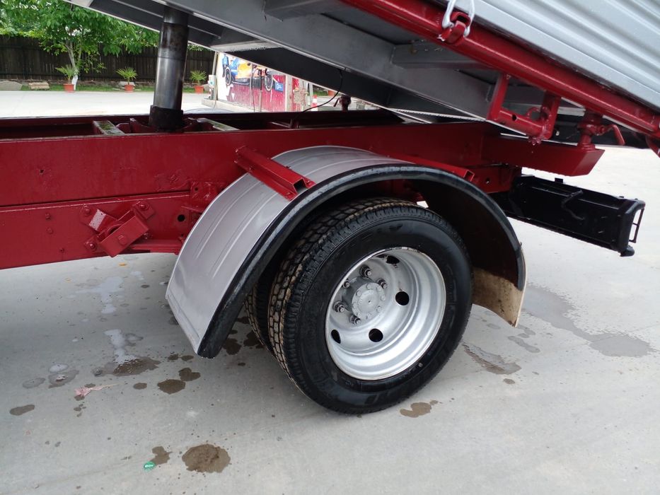 Iveco basculabil