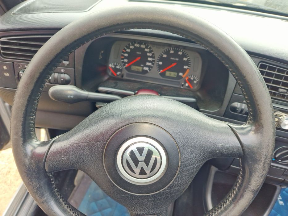 VOLKSWAGEN Golf 1999 — imagine 4