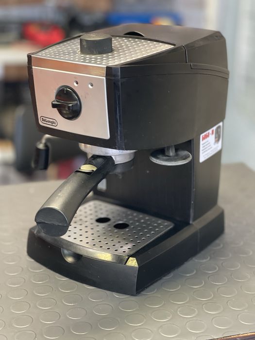Сервизирана Еспресо Кафемашина DeLonghi EC152.CD - 6 месеца гаранция !